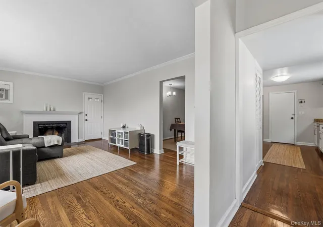 Photo 3 of Sale Pending at 165 Hale Ave, White Plains, NY 10605 | MLS# 1029599 | Listing updated on 2026-09-11