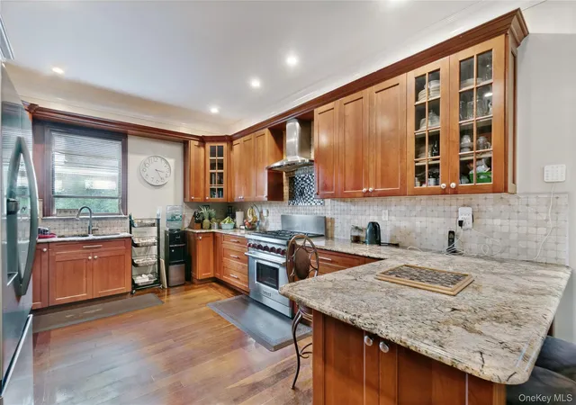 Photo 2 of Single family home for sale at 1011 Bay 24th St, New York, NY 11691 | MLS# 1029649 | Listing updated on 2026-09-14