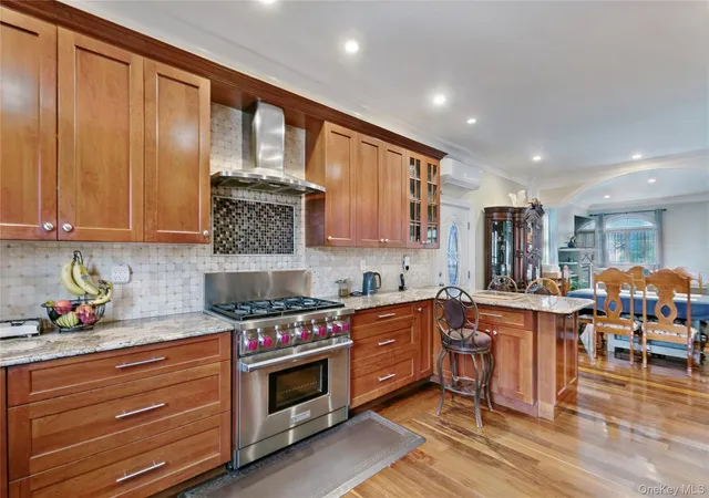 Photo 3 of Single family home for sale at 1011 Bay 24th St, New York, NY 11691 | MLS# 1029649 | Listing updated on 2026-09-14