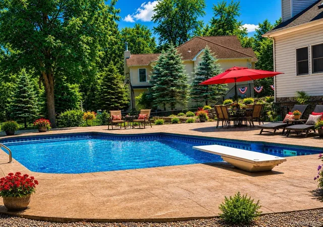 Photo 3 of Single family home for sale at 43 Greenwich Ave, Woodbury, NY 10917 | MLS# 1030228 | Listing updated on 2026-09-15