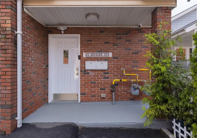 Photo 4 of Sale Pending at 3 Orchard St, Yonkers, NY 10703 | MLS# 1030497 | Listing updated on 2026-09-10