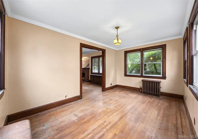 Photo 4 of Single family home for sale at 199 Lee Ave, Yonkers, NY 10705 | MLS# 1030723 | Listing updated on 2026-09-21