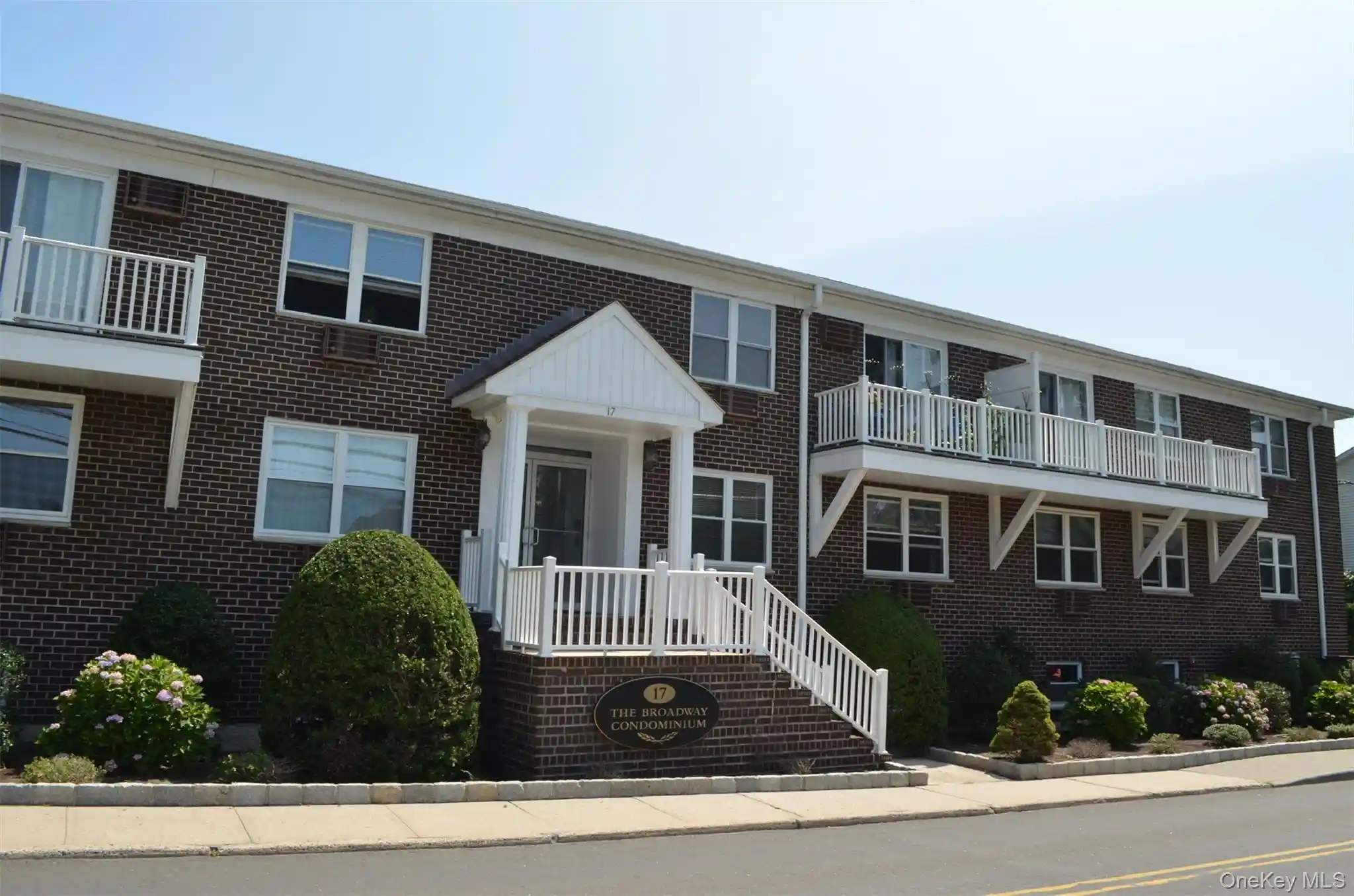 Listing Photo 1 - Condo for sale in 17 Broadway located at 17 Broadway, Harrison, NY 10528 - Unit #2F