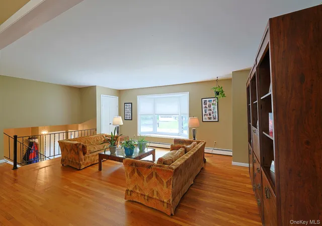 Photo 4 of Single family home for sale at 18 Hillside Rd, Wawayanda, NY 10973 | MLS# 1030873 | Listing updated on 2026-10-09