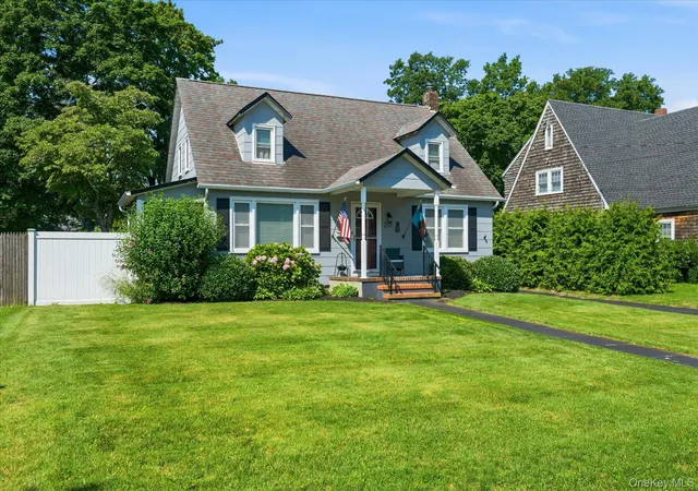 Photo 1 of Single family home for sale at 277 Howell Ave, Riverhead, NY 11901 | MLS# 1031020 | Listing updated on 2026-09-14