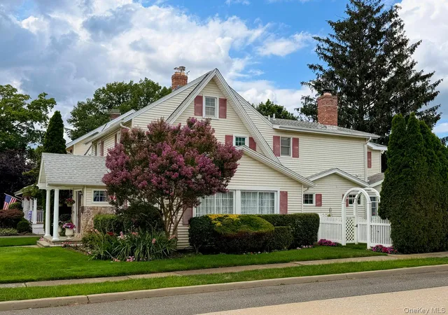 Photo 2 of Single family home for sale at 39 Princeton St, Hempstead, NY 11570 | MLS# 1031195 | Listing updated on 2026-09-15