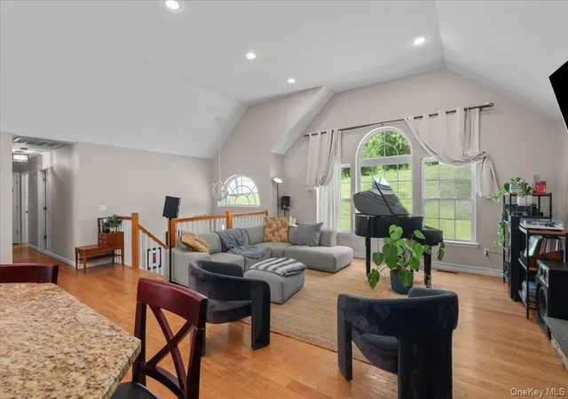 Photo 3 of Single family home for sale at 39 New Hl Rd, Putnam Valley, NY 10579 | MLS# 1031491 | Listing updated on 2026-09-15