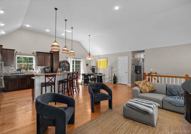 Photo 3 of Single family home for sale at 39 New Hl Rd, Putnam Valley, NY 10579 | MLS# 1031491 | Listing updated on 2026-09-15