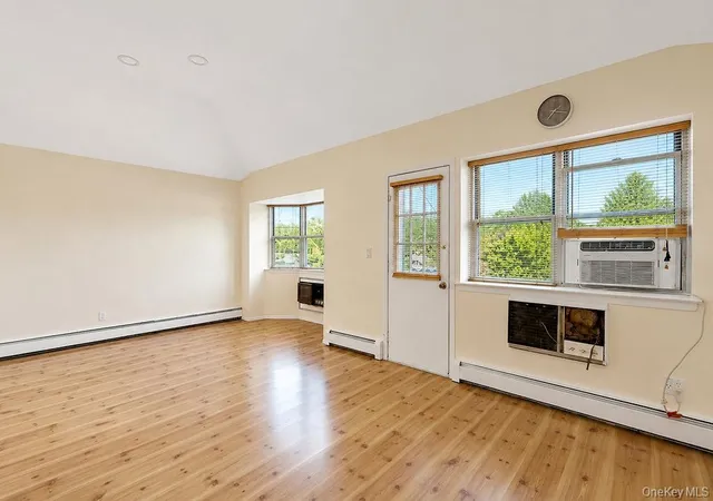 Listing Photo 3 - Condo for sale in building located at 150-07 95th St, New York, NY 11417 - Unit #3