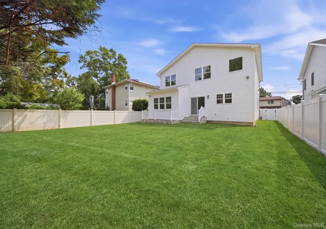 Photo 3 of Single family home for sale at 1586 Maeder Ave, Hempstead, NY 11566 | MLS# 1031730 | Listing updated on 2026-09-12