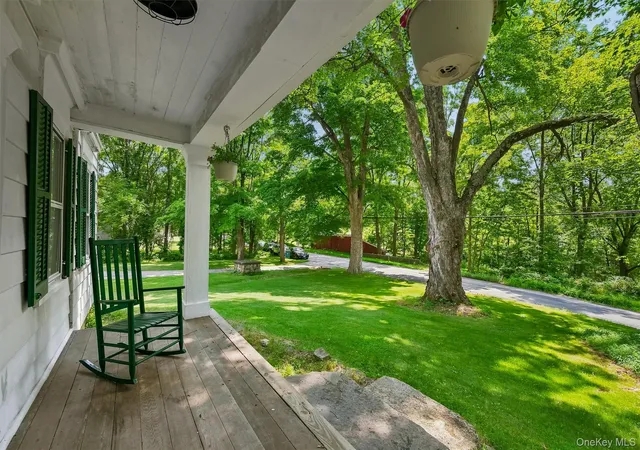 Photo 3 of Single family home for sale at 51 Mountainside Rd, Warwick (town), NY 10990 | MLS# 1032541 | Listing updated on 2026-09-13