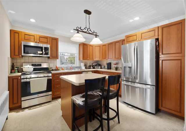 Photo 3 of Single family home for sale at 320 Aster Rd, Islip, NY 11795 | MLS# 1032654 | Listing updated on 2026-09-13