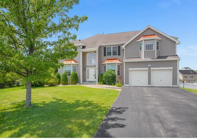 Photo 1 of Single family home for sale at 36 Thames Rd, Poughkeepsie (town), NY 12603 | MLS# 1032830 | Listing updated on 2026-09-14