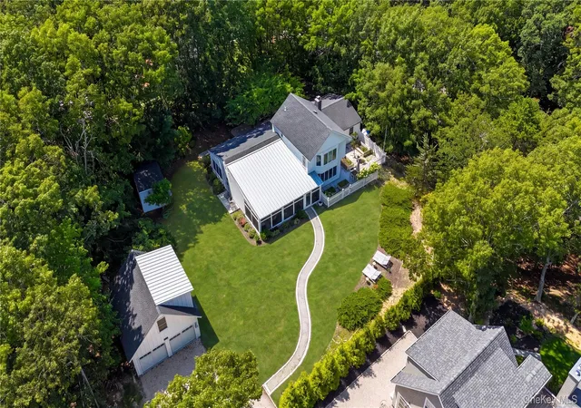 Photo 3 of Single family home for sale at 36 Breezy Dr, Southampton, NY 11963 | MLS# 1032956 | Listing updated on 2026-09-12