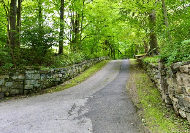Photo 3 of Single family home for sale at 97 Morningside Dr, Ossining, NY 10562 | MLS# 1033351 | Listing updated on 2026-10-01