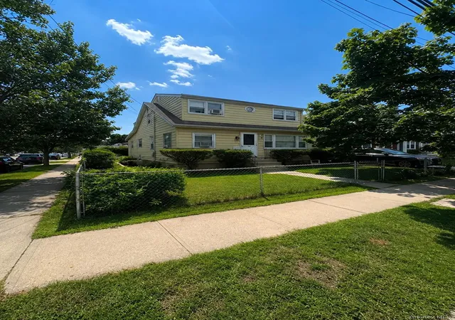 Photo 1 of Sale Pending at 801 Oak St, Hempstead, NY 11710 | MLS# 1033361 | Listing updated on 2026-09-14