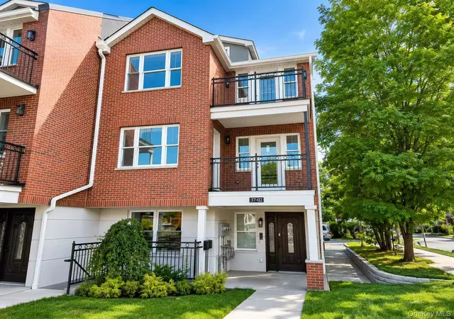 Photo 4 of House for sale at 3702 Francis Lewis Blvd, New York, NY 11361 | MLS# 1033387 | Listing updated on 2026-09-13