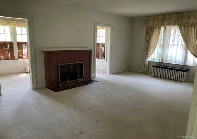 Photo 3 of Single family home for sale at 307 Route 17k, Newburgh (town), NY 12550 | MLS# 1033423 | Listing updated on 2026-09-18