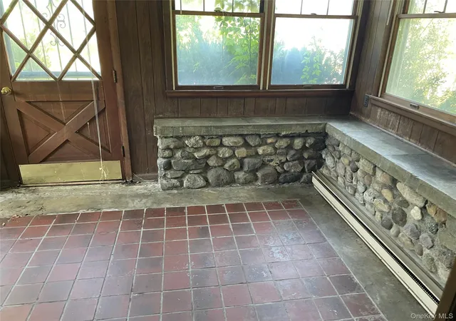 Photo 4 of Single family home for sale at 307 Route 17k, Newburgh (town), NY 12550 | MLS# 1033423 | Listing updated on 2026-09-18