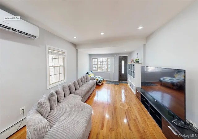 Photo 3 of Single family home for sale at 130 35 120th Street, New York, NY 11420 | MLS# 1033437 | Listing updated on 2026-09-14