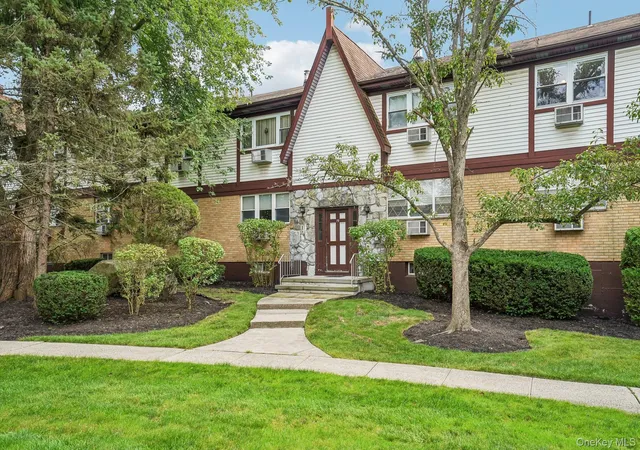 Photo 2 of Condo for sale at 19 Somerset Dr, Ramapo, NY 10901 | MLS# 1033513 | Listing updated on 2026-10-02