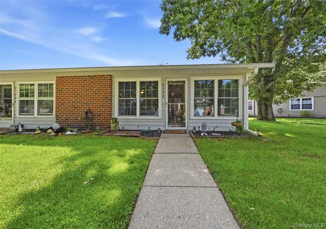 Photo 1 of Condo for sale at 232 Blackpool Ct #F, Brookhaven, NY 11961 | MLS# 1033530 | Listing updated on 2026-10-01
