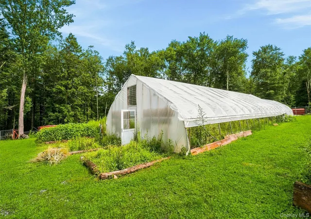 Photo 3 of Single family home for sale at 985 Cold Spring Rd, Forestburgh, NY 12777 | MLS# 1033833 | Listing updated on 2026-09-13