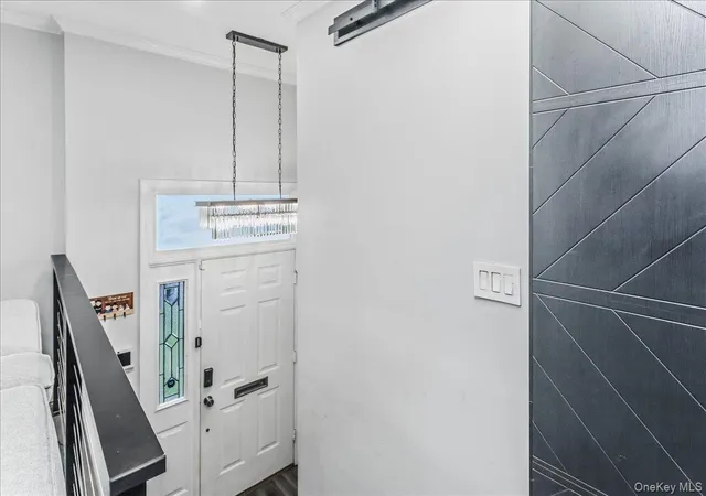 Photo 3 of Single family home for sale at 16 Netz Pl, North Hempstead, NY 11507 | MLS# 1033844 | Listing updated on 2026-09-12