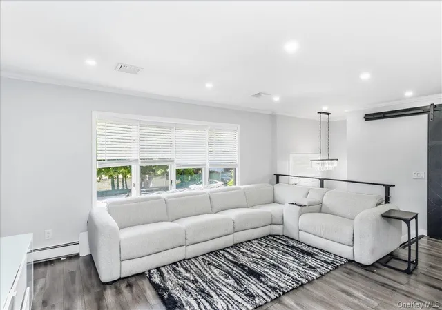 Photo 4 of Single family home for sale at 16 Netz Pl, North Hempstead, NY 11507 | MLS# 1033844 | Listing updated on 2026-09-12