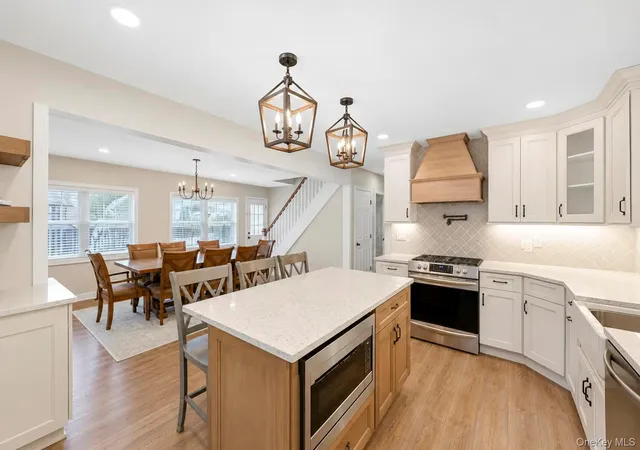 Photo 2 of Single family home for sale at 41 Miller Pl, Hempstead, NY 11756 | MLS# 1033911 | Listing updated on 2026-09-13