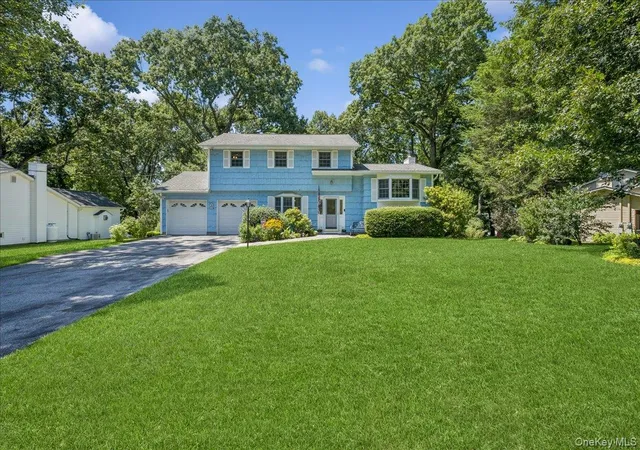 Photo 2 of Single family home for sale at 28 Winthrop Dr, Cortlandt, NY 10567 | MLS# 1033960 | Listing updated on 2026-09-14