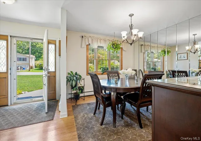 Photo 3 of Single family home for sale at 28 Winthrop Dr, Cortlandt, NY 10567 | MLS# 1033960 | Listing updated on 2026-09-14