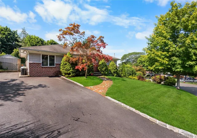 Photo 2 of Single family home for sale at 23 Charmian St, Huntington, NY 11746 | MLS# 1034006 | Listing updated on 2026-09-25