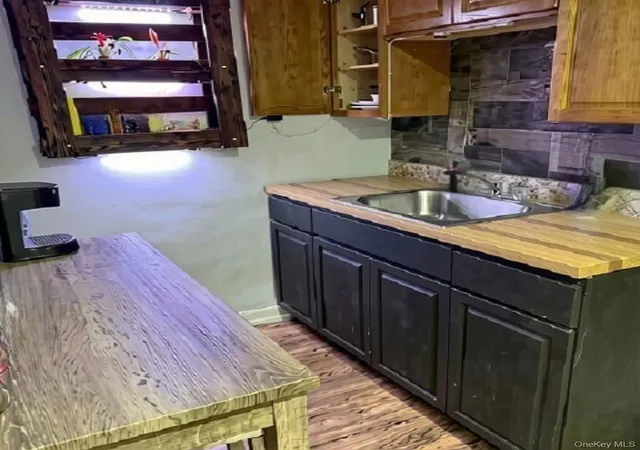 Photo 4 of House for sale at 8508 67th Road, New York, NY 11374 | MLS# 1034036 | Listing updated on 2026-09-14