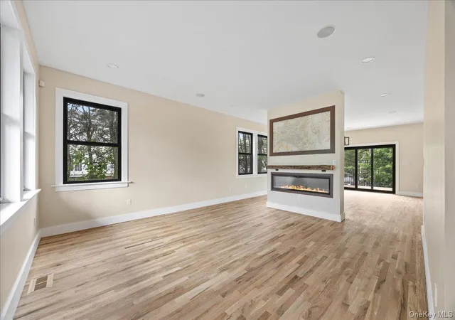 Photo 2 of Single family home for sale at 631 N Broadway, Yonkers, NY 10701 | MLS# 1034076 | Listing updated on 2026-09-13