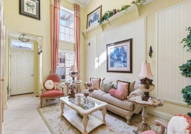 Listing Photo 4 - Condo for sale in building located at 107 Kettles Ln, Brookhaven, NY 11763