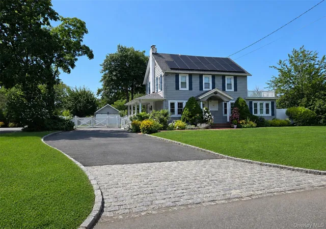 Photo 2 of Sale Pending at 9 Ocean Ave, Babylon, NY 11701 | MLS# 1034164 | Listing updated on 2026-09-11