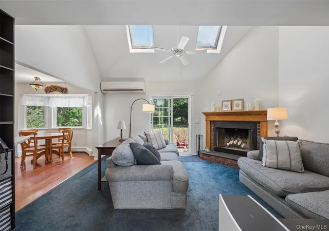 Photo 4 of Sale Pending at 7 Jarvis Ln, Brookhaven, NY 11934 | MLS# 1034267 | Listing updated on 2026-09-14