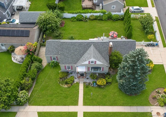 Photo 1 of Single family home for sale at 295 Ivy Ave, North Hempstead, NY 11590 | MLS# 1034366 | Listing updated on 2026-09-21