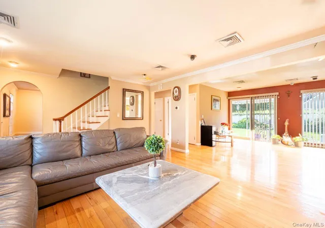 Photo 3 of Single family home for sale at 295 Ivy Ave, North Hempstead, NY 11590 | MLS# 1034366 | Listing updated on 2026-09-21