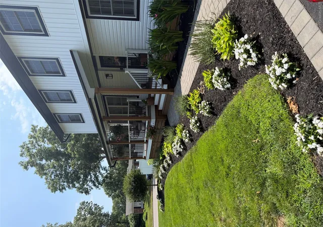 Photo 2 of Single family home for sale at 29 Rolling Hills Dr, Brookhaven, NY 11961 | MLS# 1034476 | Listing updated on 2026-09-15