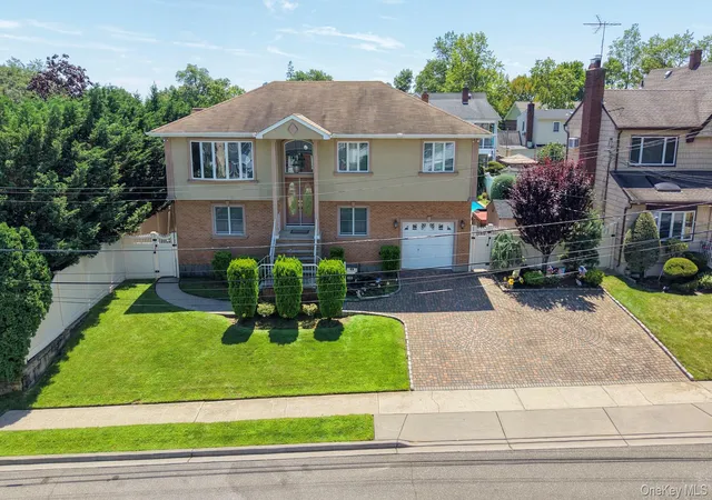 Photo 2 of Single family home for sale at 859 Maloon Ave, Hempstead, NY 11010 | MLS# 1034516 | Listing updated on 2026-09-15