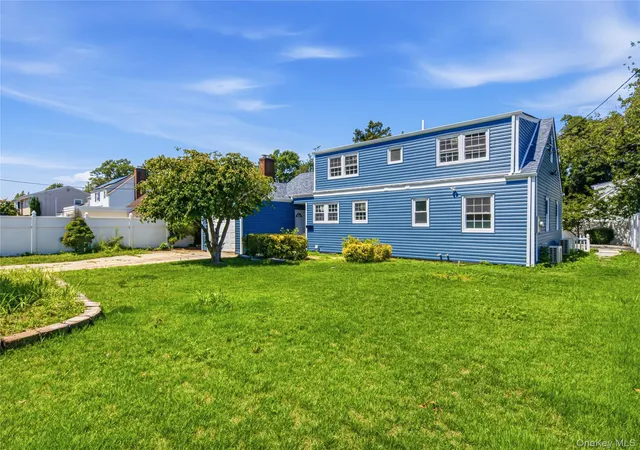 Photo 2 of Single family home for sale at 1009 Centennial Ave, Hempstead, NY 11510 | MLS# 1034753 | Listing updated on 2026-09-13
