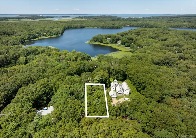 Photo 3 of Single family home for sale at 141 W Neck Rd, Southampton, NY 11968 | MLS# 1034856 | Listing updated on 2026-09-13