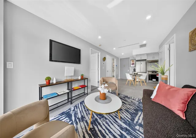 Photo 1 of Condo for sale at 643 5th Avenue #6D, New York, NY 11215 | MLS# 1035386 | Listing updated on 2026-09-15