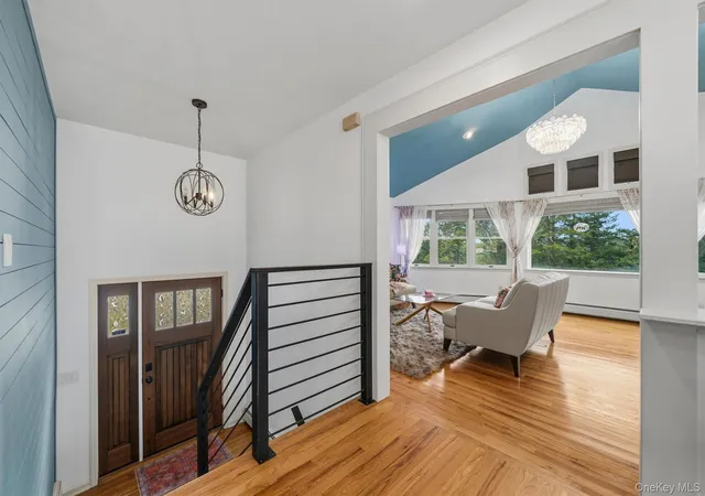 Photo 3 of Single family home for sale at 412 Laroe Rd, Chester Town, NY 10918 | MLS# 1035387 | Listing updated on 2026-09-28
