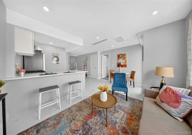 Photo 1 of Condo for sale at 643 5th Avenue #6B, New York, NY 11215 | MLS# 1035413 | Listing updated on 2026-09-15