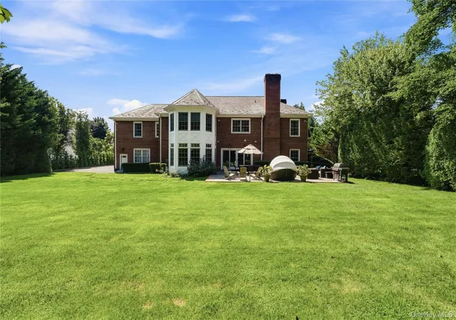 Photo 3 of Mansion for sale at 87 4th Street, Hempstead, NY 11530 | MLS# 1035608 | Listing updated on 2026-09-12