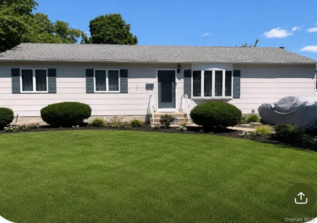 Photo 1 of Single family home for sale at 48 Ellen St, Islip, NY 11706 | MLS# 1035636 | Listing updated on 2026-09-15