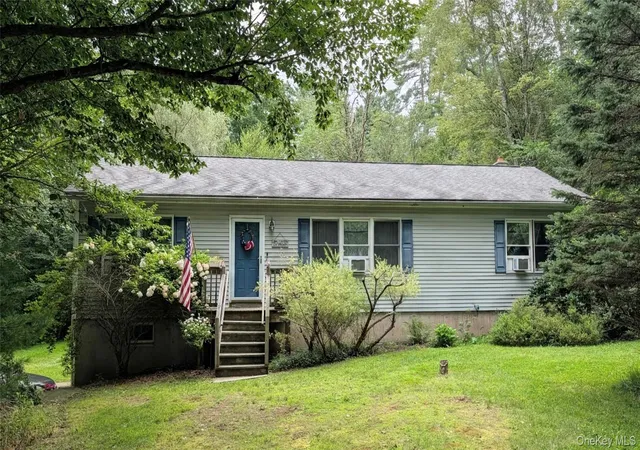 Photo 1 of Single family home for sale at 38 Hoffman Rd, Tusten, NY 12764 | MLS# 1036150 | Listing updated on 2026-09-15